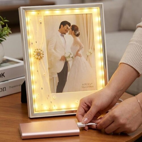 3 Işıklı Fotoğraf Çerçevesi 13x18 - 1