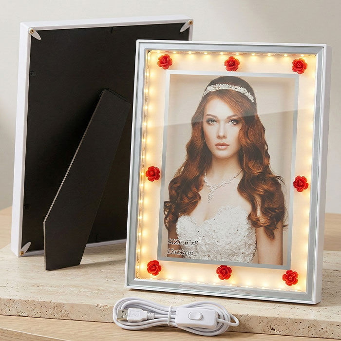 Dekoratif Işıklı Çiçekli Fotoğraf Çerçevesi 15x20 - 2