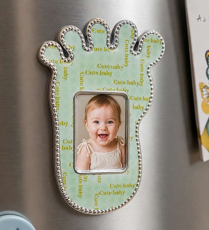 Mavi Ayak Bebek Magnet Çerçevesi - 1