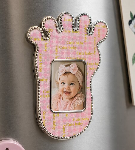 Pembe Ayak Bebek Magnet Çerçevesi - sanalbayim