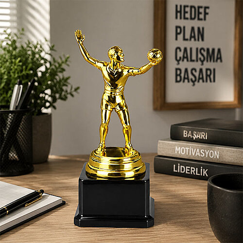 Voleybolcu Ödül Kupası Altın - 140mm - 